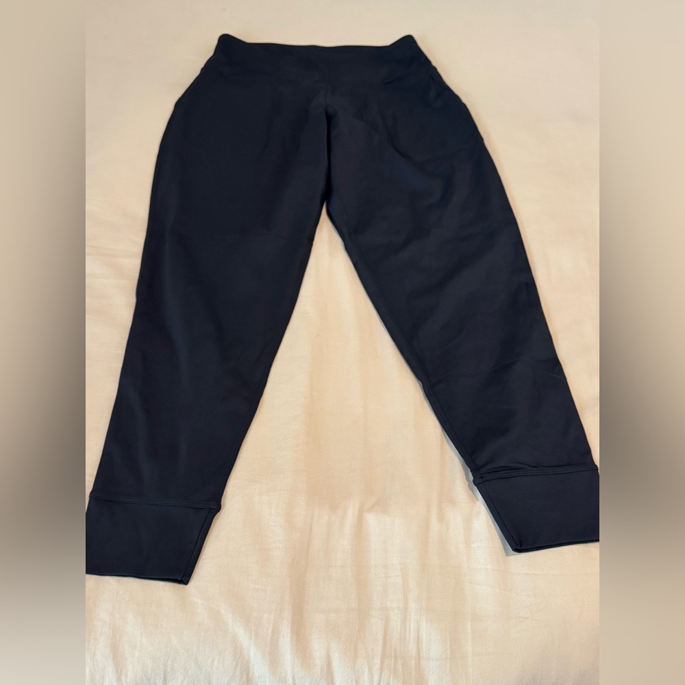 Women's Black Joggers with Pockets - Size L (Used)